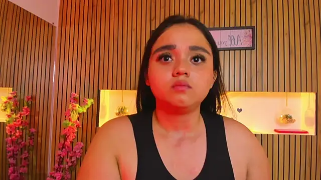 SaraLondon13 online show from 11-20-25, 11:14