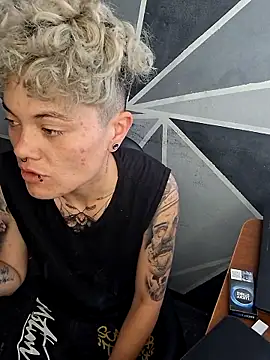 Snapshot of megan_NL chatting on 02-07-26, 01:30 megan NL online show from 02-07-26, 01:30