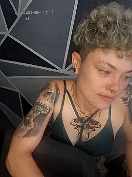 Snapshot of megan_NL chatting on 02-13-26, 05:46 megan NL online show from 02-13-26, 05:46