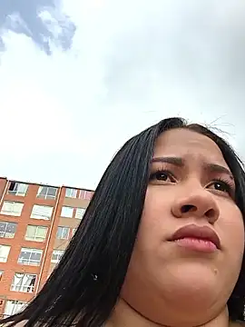 Kendra-daring online show from 12-17-25, 06:46