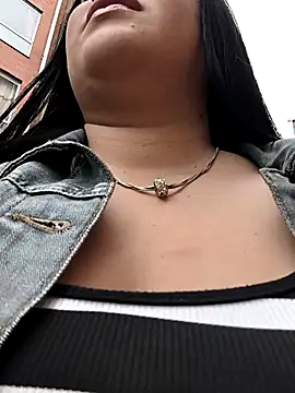 Kendra-daring online show from 11-27-25, 06:08