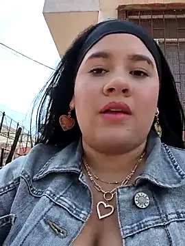 Kendra-daring online show from 02-12-26, 05:56