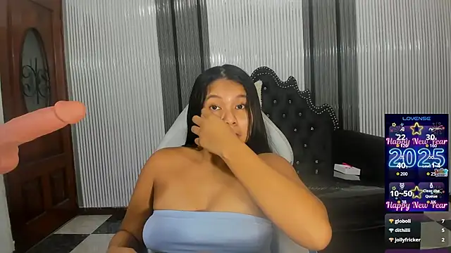 Snapshot of babyschoolgiirl chatting on 02-20-26, 06:26 babyschoolgiirl online show from 02-20-26, 06:26