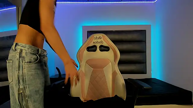 damian js online show from 11-21-25, 04:22