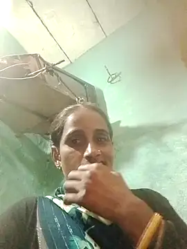 Snapshot of Xxx_suhana chatting on 07-11-26, 08:36 Xxx suhana online show from 07-11-26, 08:36