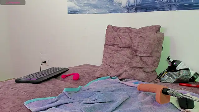 Mia King  online show from 02-17-26, 08:06