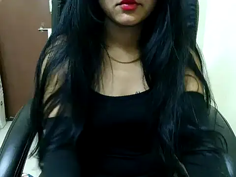 cute girl 81 online show from 12-15-25, 07:31