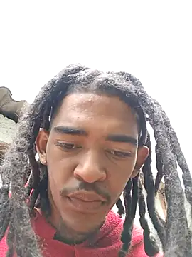 Snapshot of Eezxxx chatting on 12-19-25, 09:00 Eezxxx online show from 12-19-25, 09:00