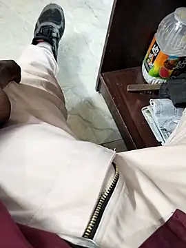 Roy   121 online show from 02-26-26, 01:00