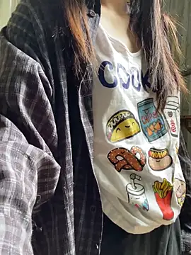 XndSeraphina online show from 04-12-26, 04:49