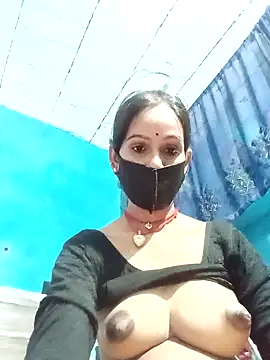 Snapshot of Nandani-758 chatting on 05-26-26, 11:19 Nandani-758 online show from 05-26-26, 11:19