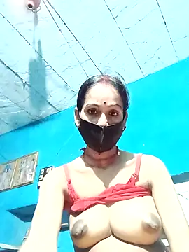 Snapshot of Nandani-758 chatting on 07-15-26, 04:03 Nandani-758 online show from 07-15-26, 04:03