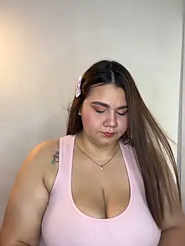 Snapshot of _Pamela_1 chatting on 03-22-26, 02:04 Pamela 1 online show from 03-22-26, 02:04