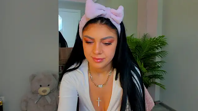 Snapshot of SerennaNoir chatting on 02-03-26, 08:14 SerennaNoir online show from 02-03-26, 08:14