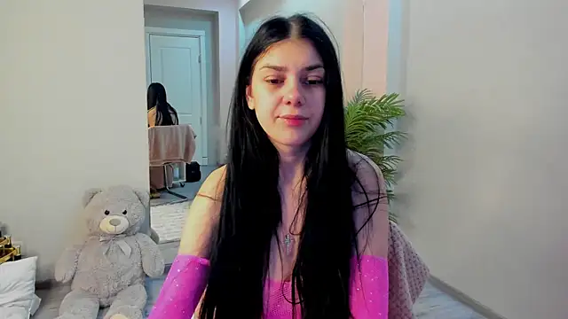 Snapshot of SerennaNoir chatting on 02-23-26, 08:09 SerennaNoir online show from 02-23-26, 08:09