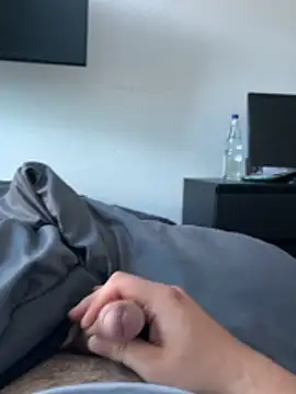 Snapshot of Paul_Klein20000 chatting on 03-26-26, 03:54 Paul Klein20000 online show from 03-26-26, 03:54