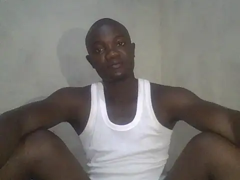 UsTwo  online show from 12-22-25, 04:40