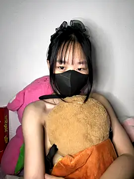 Kiee-lee online show from 12-18-25, 05:50