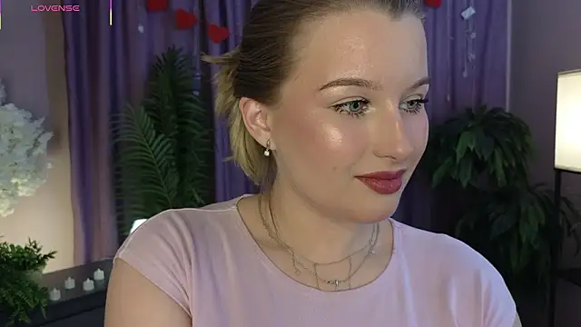 ImiMonroe online show from 02-19-26, 12:35