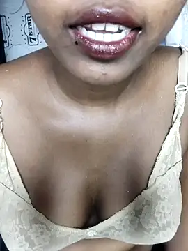 Simran 0011 online show from 04-28-26, 11:36