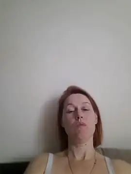 Snapshot of LanaOlbenst chatting on 06-09-26, 04:41 LanaOlbenst online show from 06-09-26, 04:41