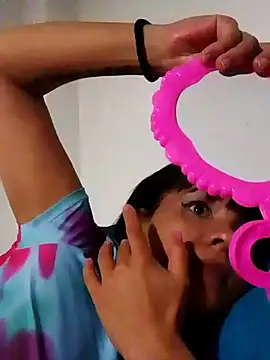 Cadence28 online show from 12-17-25, 05:40