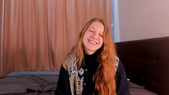 HazeLuneth online show from 02-18-26, 06:22