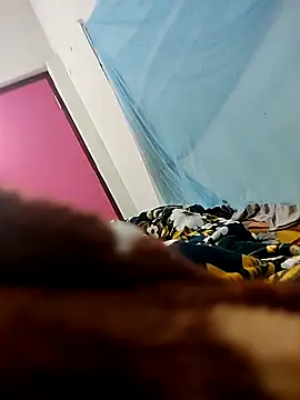 Snapshot of Hotboylumia_825321 chatting on 12-21-25, 05:25 Hotboylumia 825321 online show from 12-21-25, 05:25