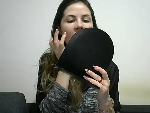 Erii18 online show from 11-28-25, 11:21