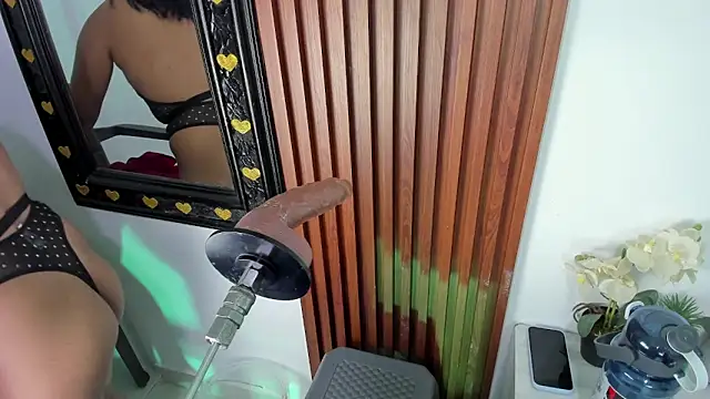 Latina candy01 online show from 01-08-26, 07:31