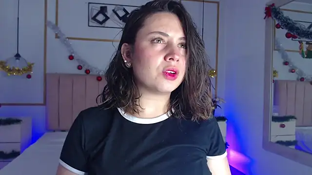 Alice Sinclair  online show from 12-22-25, 01:00