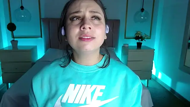 Alice Sinclair  online show from 01-09-26, 12:56