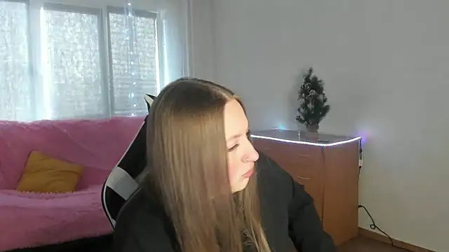 GirlPlayer online show from 01-17-26, 08:18