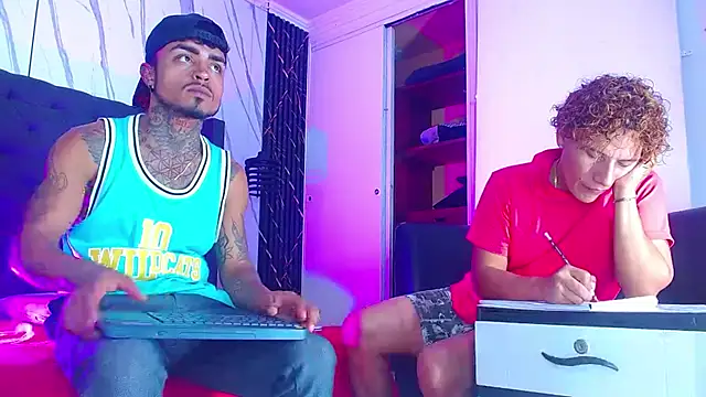 Hot Latino x online show from 12-22-25, 07:58