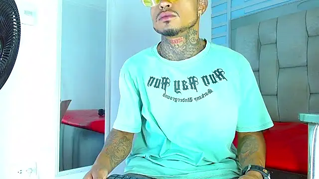 Hot Latino x online show from 04-08-26, 12:28