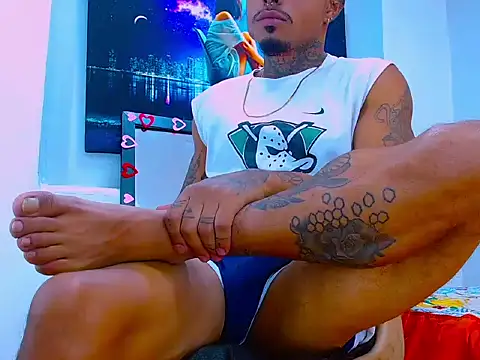 Hot Latino x online show from 03-08-26, 07:39