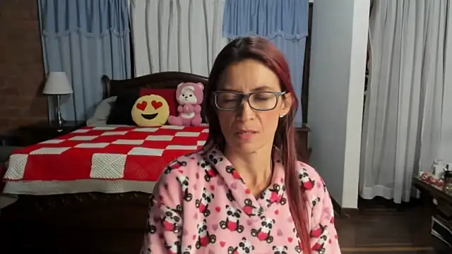 Charlotte-Willson online show from 01-17-26, 04:27