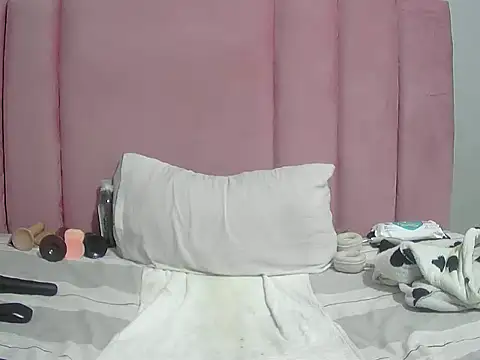 Cherrydollx online show from 04-02-26, 09:32