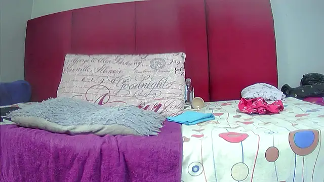 Cherrydollx online show from 01-12-26, 06:09