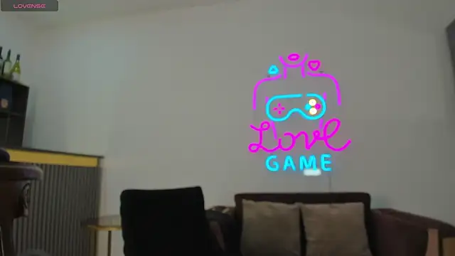 Snapshot of Melanie_St4r chatting on 02-07-26, 05:37 Melanie St4r online show from 02-07-26, 05:37