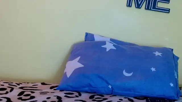 angel18evil online show from 01-11-26, 01:01