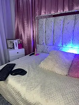 luna-fire online show from 04-01-26, 02:57