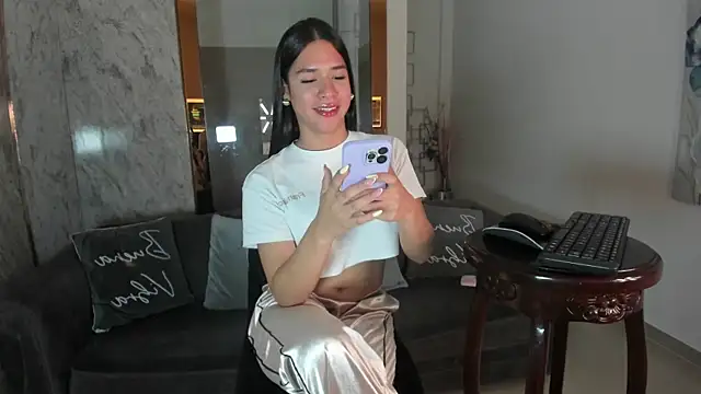 MafeArias23 online show from 01-17-26, 01:15