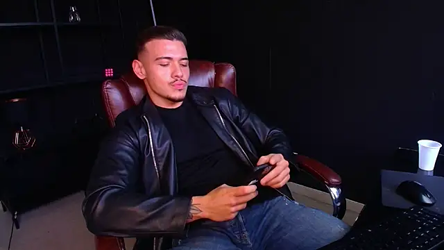 ElijahThorne online show from 02-10-26, 12:15