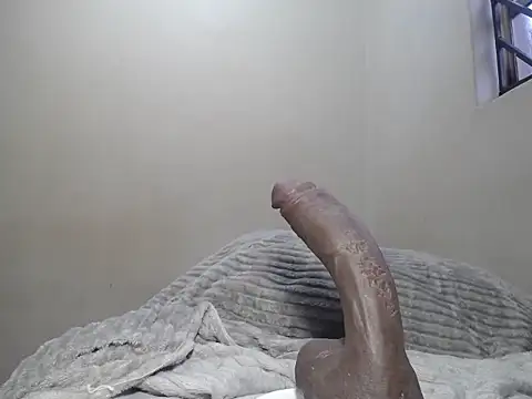 Snapshot of KinkyJXxX chatting on 05-20-26, 05:04 KinkyJXxX online show from 05-20-26, 05:04