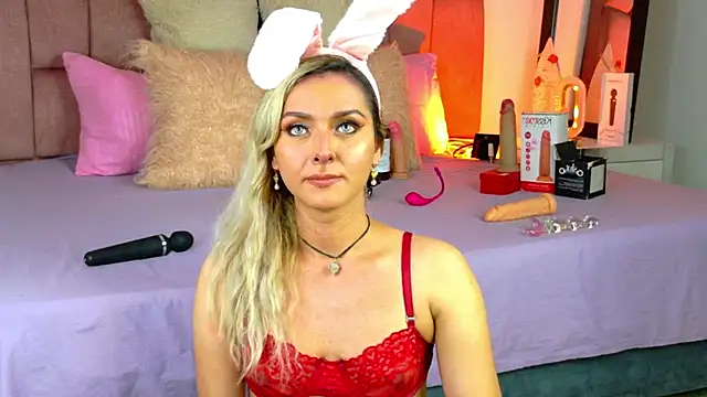 Lunitaa Diva online show from 01-16-26, 02:54