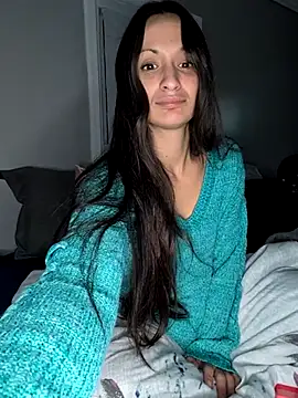 Snapshot of LexiLuxi chatting on 11-23-25, 03:16 LexiLuxi online show from 11-23-25, 03:16