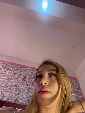 valeryfox   online show from 11-28-25, 12:05