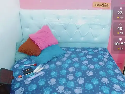 Snapshot of xwetdreamsx chatting on 02-05-26, 07:21 xwetdreamsx online show from 02-05-26, 07:21