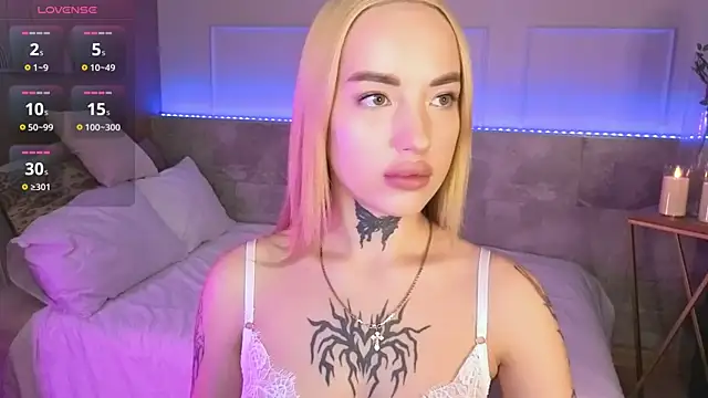 MarquiseMuse online show from 12-16-25, 05:55